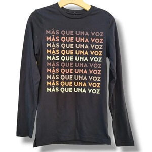 Hispanic Heritage Well Worn Unisex Más Que Una Voz Long Sleeve Tee Black Adult